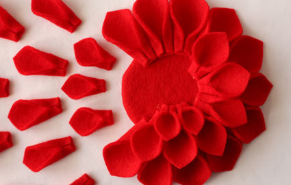 felt dahlia brooch