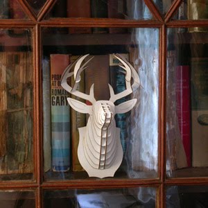 White Deer #2 (300x300, 22Kb)